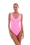 GRID:4882|COLOR:SQUARES STRAWBERRY|COLOR_ID:34086|IMAGE_INDEX:01|PRIMARY:TRUE|GPR_IMAGE_ID:13834
