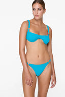 GRID:5621|COLOR:AQUAMARINE CROC|COLOR_ID:32255|IMAGE_INDEX:02|PRIMARY:FALSE|GPR_IMAGE_ID:12387