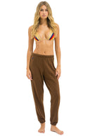 GRID:6788|COLOR:CHOCOLATE / WHITE NEON|COLOR_ID:40221|IMAGE_INDEX:02|PRIMARY:FALSE|GPR_IMAGE_ID:18349
