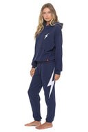 GRID:7528|COLOR:NAVY / WHITE|COLOR_ID:42696|IMAGE_INDEX:03|PRIMARY:FALSE|GPR_IMAGE_ID:21089