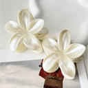 GRID:7168|COLOR:CREAM|COLOR_ID:40845|IMAGE_INDEX:01|PRIMARY:TRUE|GPR_IMAGE_ID:18868