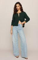 GRID:7036|COLOR:GARLAND GREEN|COLOR_ID:40756|IMAGE_INDEX:04|PRIMARY:FALSE|GPR_IMAGE_ID:21234