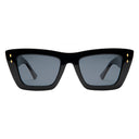 GRID:7205|COLOR:BLACK / SMOKE|COLOR_ID:40987|IMAGE_INDEX:01|PRIMARY:TRUE|GPR_IMAGE_ID:30196