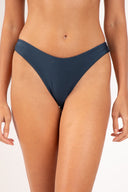 GRID:7570|COLOR:SHIMMER / SHARK|COLOR_ID:42969|IMAGE_INDEX:02|PRIMARY:FALSE|GPR_IMAGE_ID:22005