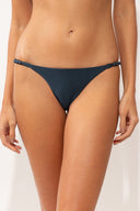 GRID:7572|COLOR:SHIMMER / SHARK|COLOR_ID:42979|IMAGE_INDEX:02|PRIMARY:FALSE|GPR_IMAGE_ID:21979