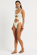RING DELPHI ONE PIECE
