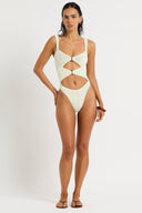RING DELPHI ONE PIECE