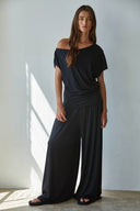 GRID:7111|COLOR:BLACK|COLOR_ID:40562|IMAGE_INDEX:03|PRIMARY:FALSE|GPR_IMAGE_ID:18560
