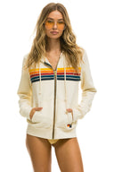 GRID:6779|COLOR:VINTAGE WHITE|COLOR_ID:40013|IMAGE_INDEX:01|PRIMARY:TRUE|GPR_IMAGE_ID:18215