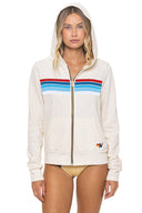 GRID:6779|COLOR:VINTAGE WHITE / USA|COLOR_ID:43921|IMAGE_INDEX:01|PRIMARY:TRUE|GPR_IMAGE_ID:32910