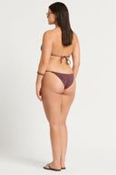 GRID:7087|COLOR:AMARENA LUREX MICRO|COLOR_ID:40451|IMAGE_INDEX:02|PRIMARY:FALSE|GPR_IMAGE_ID:18488