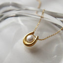 AVA PEARL NECKLACE