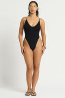 GRID:6894|COLOR:BLACK|COLOR_ID:43682|IMAGE_INDEX:01|PRIMARY:TRUE|GPR_IMAGE_ID:25450