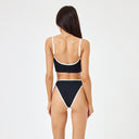 GRID:5530|COLOR:BLACK/CREAM|COLOR_ID:31712|IMAGE_INDEX:01|PRIMARY:TRUE|GPR_IMAGE_ID:11552