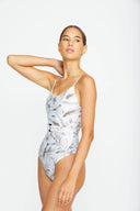 GRID:2625|COLOR:TAHITIAN BLOSSOM|COLOR_ID:14582|IMAGE_INDEX:01|PRIMARY:TRUE|GPR_IMAGE_ID:3893