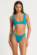 RING SCENE BRIEF - Las Olas